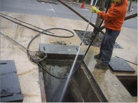 宁津池底污泥如何清理